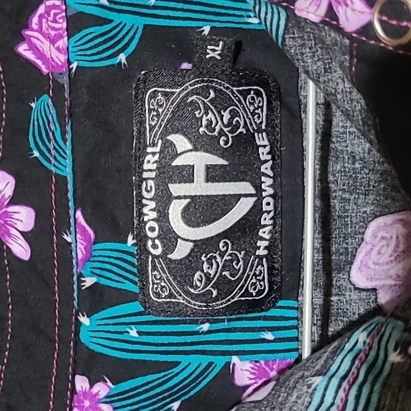 Cowgirl Hardware button down western longsleeve size XL - Picture 3 of 7